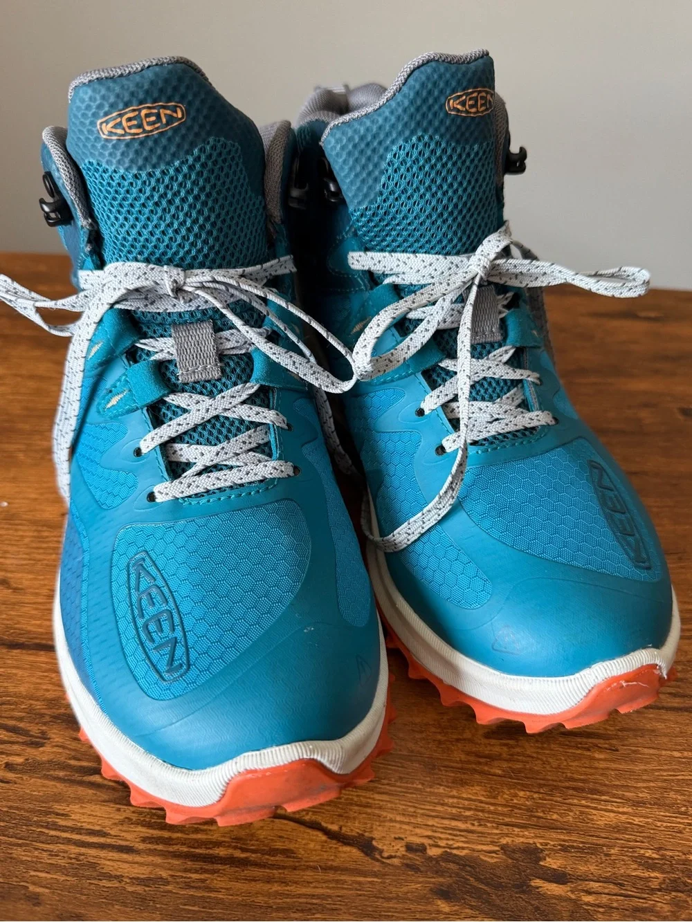 Keen Women's Zionic Mid Waterproof hiking boots in the fjord blue 6.5 - Picture 1 of 7
